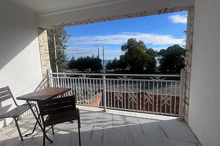  Балкон номера 