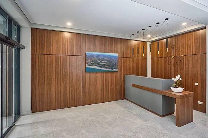  Ресепшн отеля 